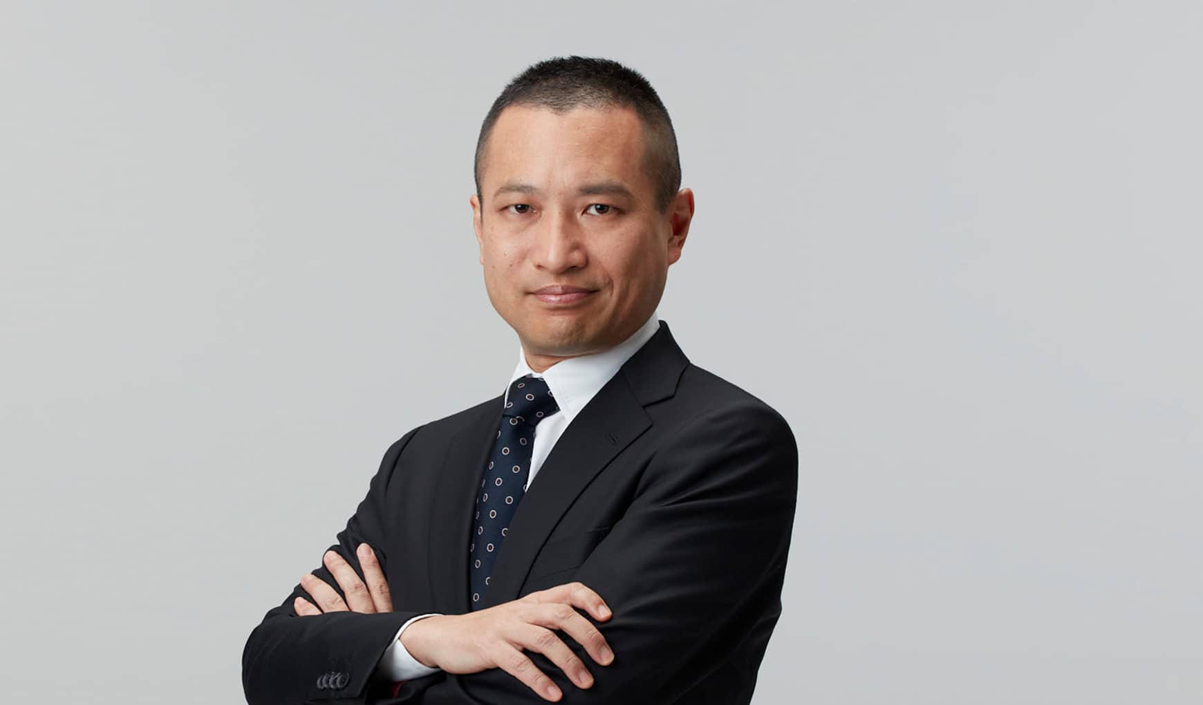 代表取締役社長　横山 芳成