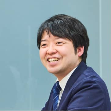 武内 敏文 氏