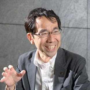 保﨑 行雄 氏